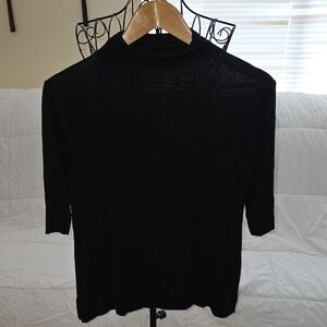 Lark & Ro Classic Black Top Womens Medium 3/4 Sleeves (Jan #17)
